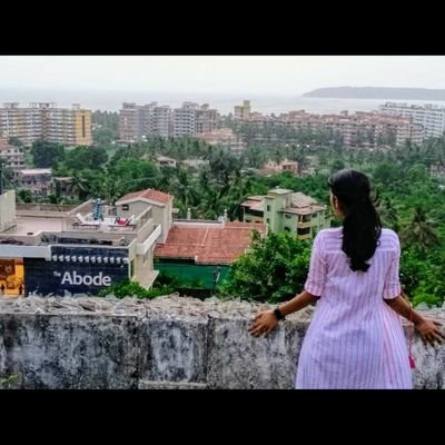 Nakhrewali29's profile picture. The suseghath goenkar🍻! BOokwOrm 📚📖 ! DreameR !Foodie 🍔🍝🍜🍟! love for music 🎶🎵! once a kapilian always a kapilian💚! 
  Follow me🚶cus  i know shortcuts