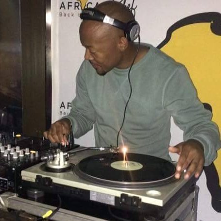 #DeepHouse DJ. Host of Podcast #DeepButteredJams. #PioneerCertified
Bookings: masterryken@gmail.com   Pretoria, South Africa