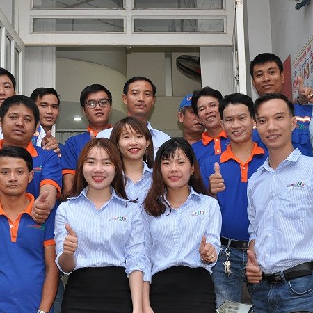 Công ty Dịch Vụ Sửa Nhà 24H là đơn vị chuyên thi công sữa chữa nhà trọn gói. Chống thấm chuyên nghiệp, cung cấp các vật liệu chống thấm.