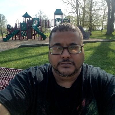 SellyFalconFan's profile picture. living life and raising beautiful daughters