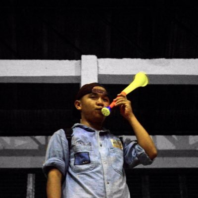 How many ways to get what you want, I use the best ,I use the rest. I use the enemy , use anarchy, cause I wanna be anarchy.