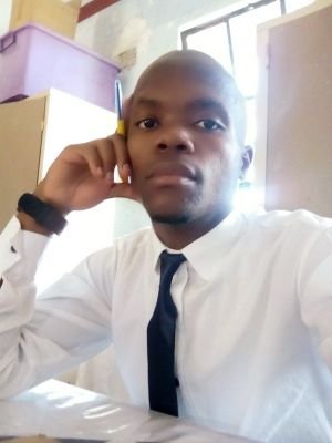 GoodenoughMsomi's profile picture. I'm a black South African 😢