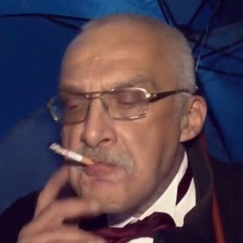 Расхуярил забор Тамаре Геннадьевне