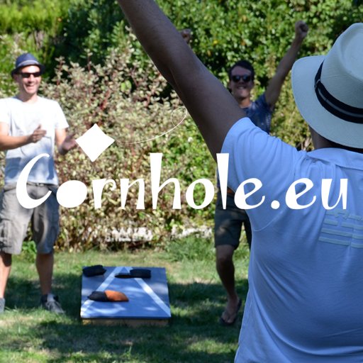 Discover cornhole
A brand new outdoor game so popular in the United States and perfect to play with friends or in family