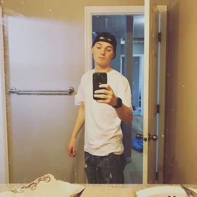 millett_justin's profile picture. Summer is my Bae❤️❤️ 1/5/2015