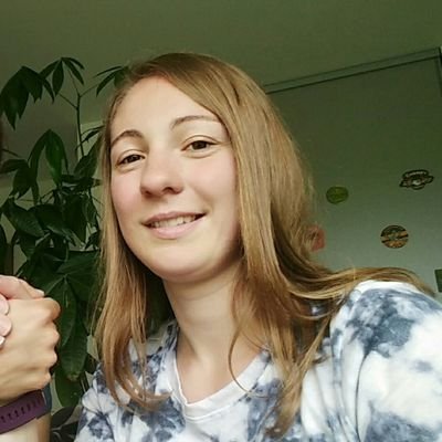 MarionDev0's profile picture. Ingénieure d'études et développement chez Attineos, formée à l'IUT de Rouen en GEII puis à l'INSA de Rouen en ASI, je suis aussi basketteuse et coach !