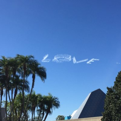 capricornus23's profile picture. JJ3-8→GJS/MFM1st/WDW Fantasyland PVH & Frontierland merchandiser (ex-cast)  🤔💭next⇨…？