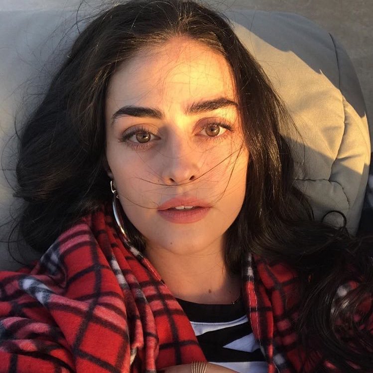just_llllll Profile Picture