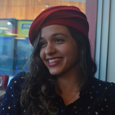 Cristã. Casada. Mãe. Paraibana. Engenheira Ambiental.