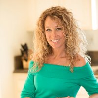 Melissa Costello (@karmachow) 's Twitter Profile