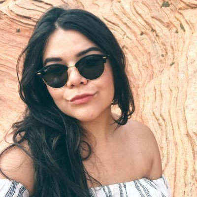 Brazilian actress/IR student/Frida Kahlo lover.
