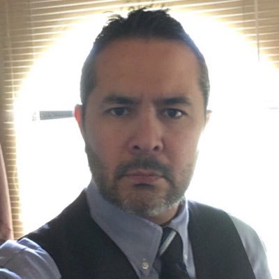 Correcto Editorial, especializado en Editing Literario. Transformo manuscritos en artefactos verdaderamente estéticos y literarios, con calidad editorial.
