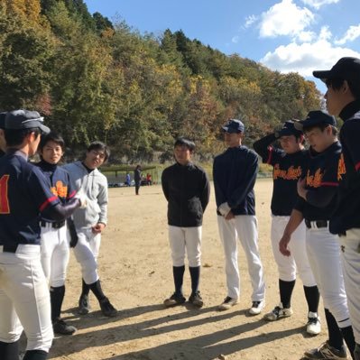 2年目を迎える、岡山の大学生を中心にした野球チームです！現在プレイヤー10人マネージャー2人です！練習試合してくださるチームの方はDMorリプでお願いします🤗