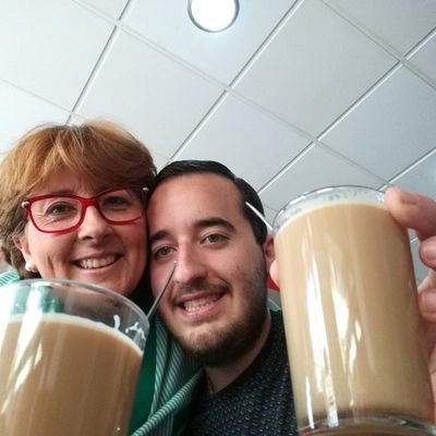 He diseñando está página para subir mis diseños de carteles, que realice para la Asociación huerto de los olivos ,retratos a lápiz y otros diseños