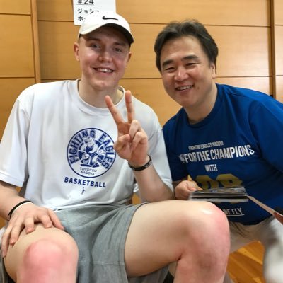 ＃FE名古屋 を中心に ＃Bリーグ、NBA（DEN）、ラグビー、野球、ロードバイク等、スポーツ全般を呟く腰痛持ちの初老会社員。礼儀正しく元気にブースト！がモットー（選手、審判への暴言も控えます）。猫好き、元ソフトボール投手、愛機はビアンキ 928 糖尿病の為、コロナ対策として、皆様との接触は控え目にしております。