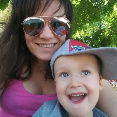 Writer, foodie & mom of a food-allergic kid. I seek out & share allergy-friendly eating spots in Toronto and beyond. Learn more about the Top 10 Challenge:
