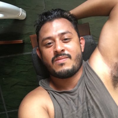 wiczho's profile picture. 