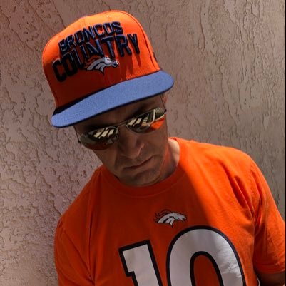 Faith, Family, Football. Bronco fan since ‘76. It’s GMFB or GTFO. Can’t spell BIG FAMILY without GMFB. #gmfb #GMFBFam #Broncos