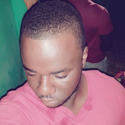 CaenGrimes's profile picture. Because I intelligent