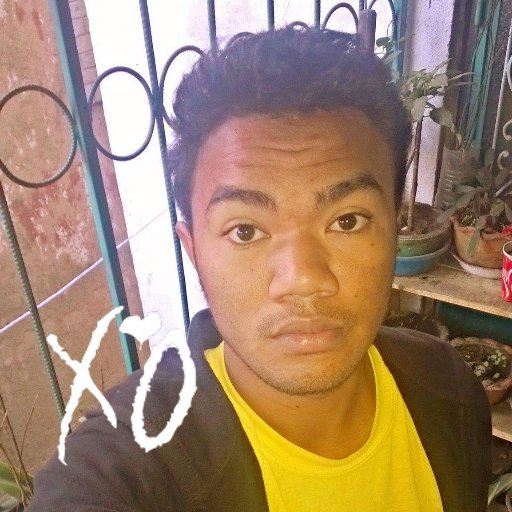 miharitsoa2's profile picture. On me reproche de crier trop fort ce que je pense. De mettre un miroir en face des gens, ça, ça les dérange !