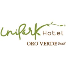 The Unipark Hotel is a short 15-minute drive from José Joaquin de Olmedo International Airport to the center of the business and industry sector.