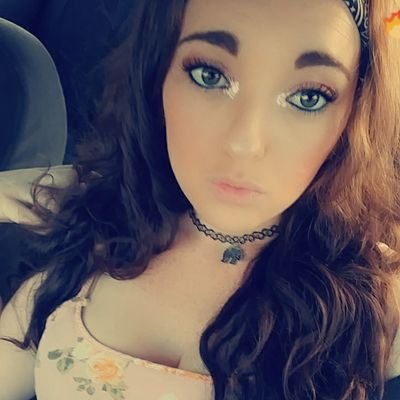 Brentley.♡♡
Bestfriend; okbye. 😘
Instaaa;Lilbutterbean92
I think everybodys all jealous & shit because I'm like the leader singer of the band, dude.