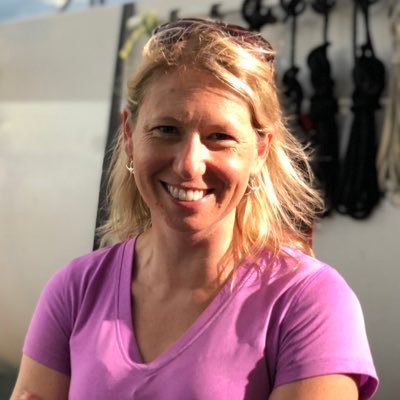 Microbial ecologist at Woods Hole Oceanographic Institution, Team Leader of Reef Solutions Initiative (https://t.co/SB0b4q6nsQ), SCUBA diver & ocean explorer