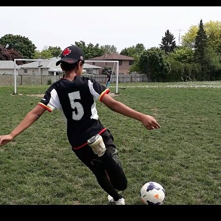 Saberallawi3's profile picture. Soccer  for  life⚽❤