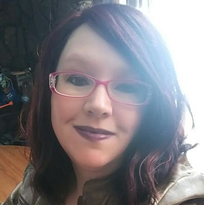 randi_wedlake's profile picture. metaphorical gin & juice ... drink your fill 🍹 🍸 🍷 https://t.co/oj6949T7gf                  grace_n-grit on kik