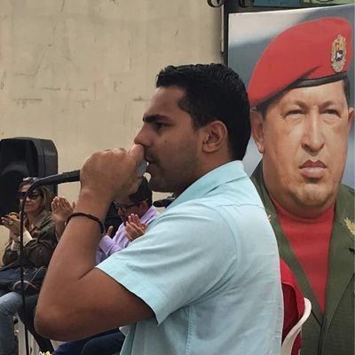Orgullosamente Chavista 
Militante del PSUV 
Padre de Luciano
Tritón de Sabaneta
Mr Venezuela 2014
De Barinas para el Mundo