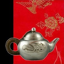 GongfuGirl's profile picture. Lead Writer, Editor, Coordinator for http://t.co/SintNTPROH. All my tweets are 140 characters long, and more often about #tea than anything else.