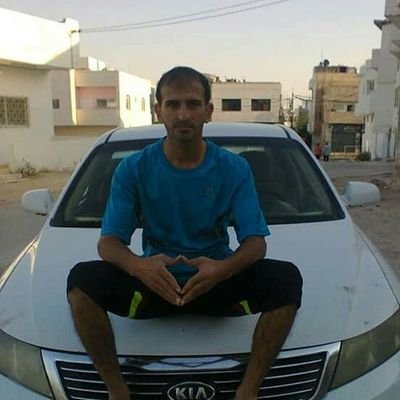 alzoubi8845's profile picture. ‏لا صار جرحك ما تداويه يمناك محدن مداوي بهالزمن جرح غيره اشترى فراق الي يبي اليوم فرقاك من لا يبي (قربك) فرقاه خيره