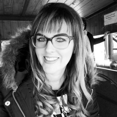 💋Career & Goal Driven,💼 Branding, Marketing, Design🖌Music Addict🎧 Foodie🍷Baking🍰Photography📷 Nature & Outdoors🍃Science🔭🛰 #Design #Create #Innovate