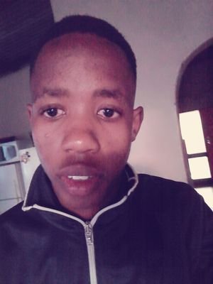 OnthatileKgosi3's profile picture. Like mathematics, introvert, half human