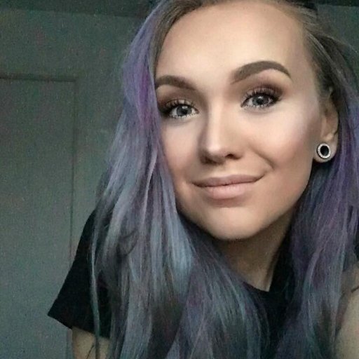 Turbomajsan's profile picture. 😬😂🤠