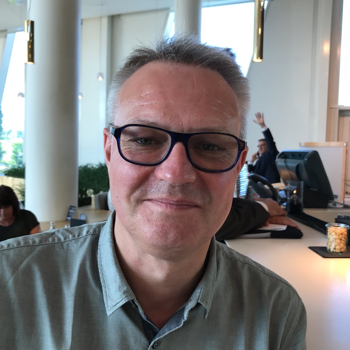 Belgian Anaesthetist especially obstetrics! @oaainfo committee, PROSPECT chair, editor in chief EJA and EJAIC, husband of one, dad of five !