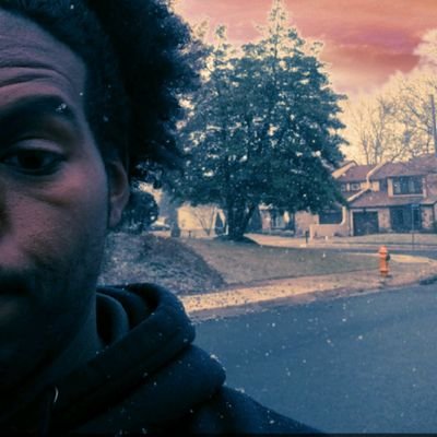 Hey! I'm mrblkhawaiian aka rellthabest, this is my Twitter account for my twitch so please be sure to follow!