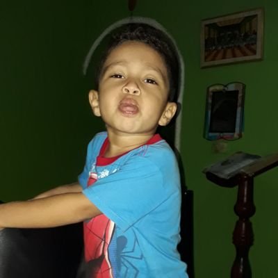 JesusVe85947156's profile picture. Hoy llueve poesía.