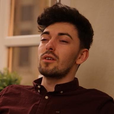 Jordan96Roberts's profile picture. Languages, music, books and video games.