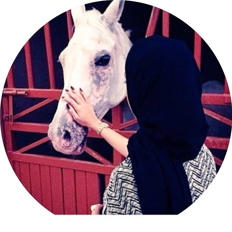 عاشقه للخيل وخيااله 🐎
