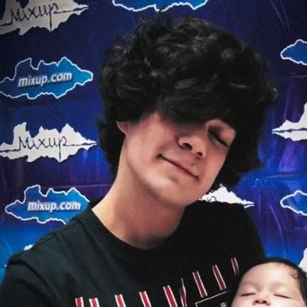 JosftAlon21's profile picture. La música es el lenguaje más poético🎵
Panameña🇵🇦
coder💫
js☯️
fan account