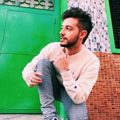 CD9xRuggero's profile picture. me dijeron que les hablará de las maravillas del mundo... Y yo les termine hablando de ti🍃 ~ fan account