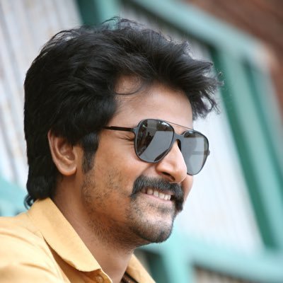 தமிழன்💪✌️பொறியாளன்  @siva_kartikeyan அண்ணணின் தீவிர ரசிகன்😘😊👍