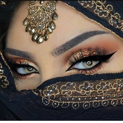 maareeyuhhhh's profile picture. 🇵🇰 and 
☪️ 
c'mon it's a package deal

🦋😌