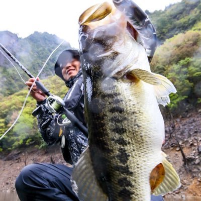 RYUGI JAPAN ©️ CHIEF ADVISOR 💻 ◆#Bassfishing 🎣 ◆#CAMP ⛺️ ◆#CAMERA 📷 ◆#RAMEN 🍜 【instagram】https://t.co/s6SaORJONG