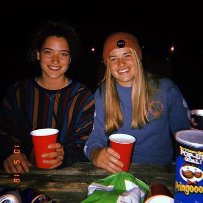 _BethanLewis's profile picture. 