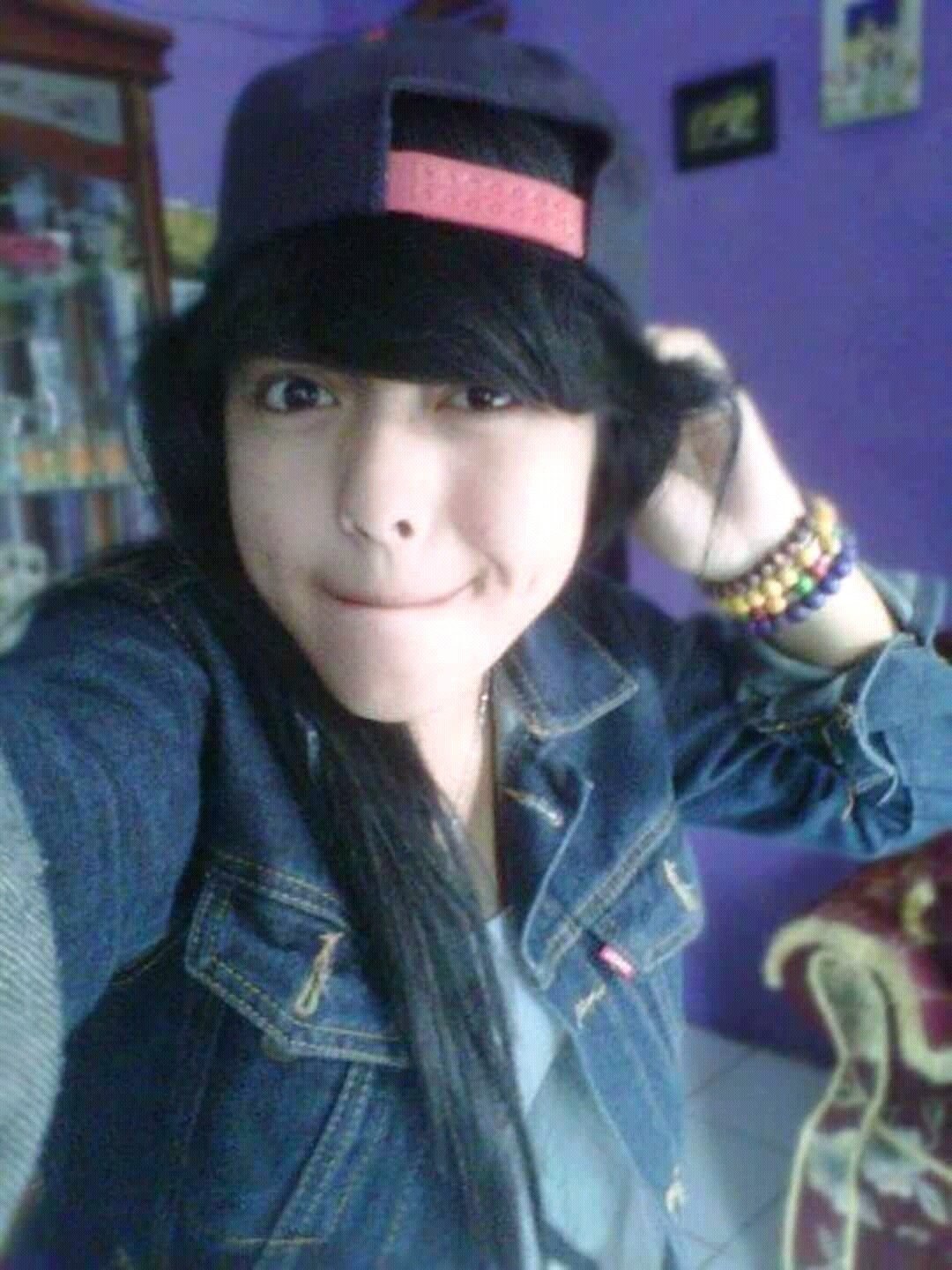 Raras_raraas's profile picture. 