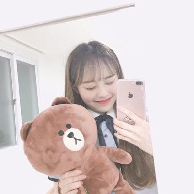 w00skzrt's profile picture. 