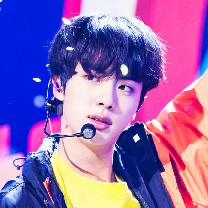 Huang_0930's profile picture. ARMYs all over the world, let's fly with our beautiful wings in 2017 as well.🎆
BTS love ARMYs as always.💜💜💜