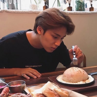 meIaningyu Profile Picture